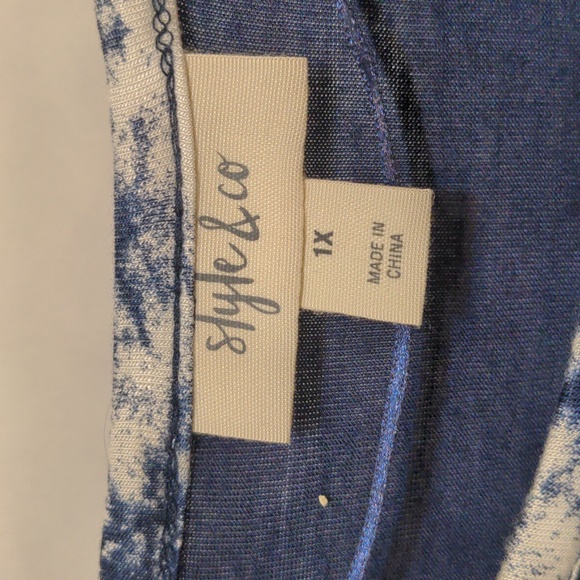 Style & Company blue pull-over blouse size 1X - Picture 4 of 5